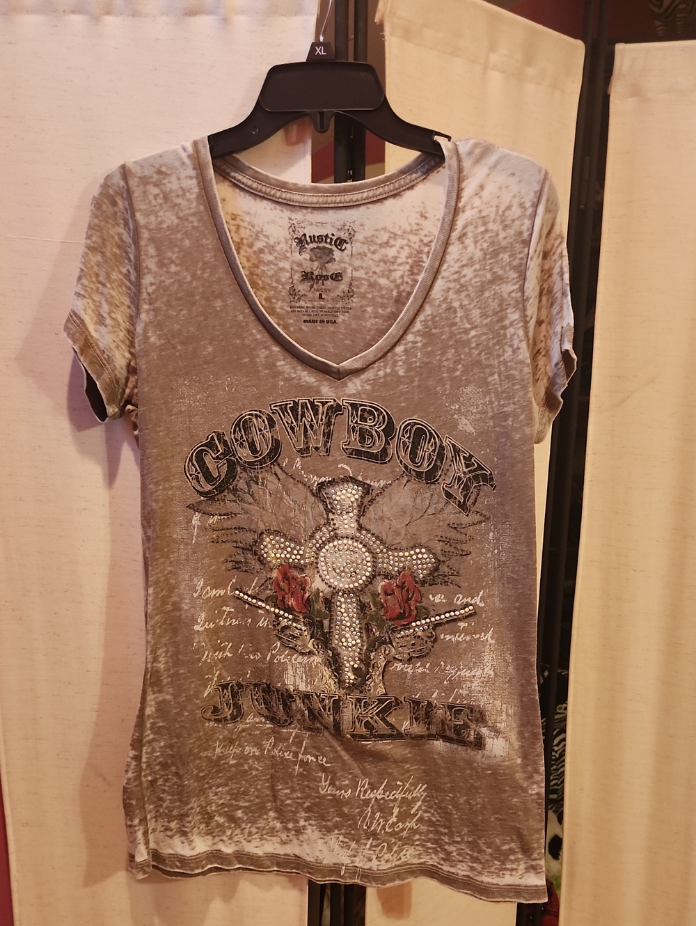 Cowboy Graphic V-Neck Women's Top - Tan